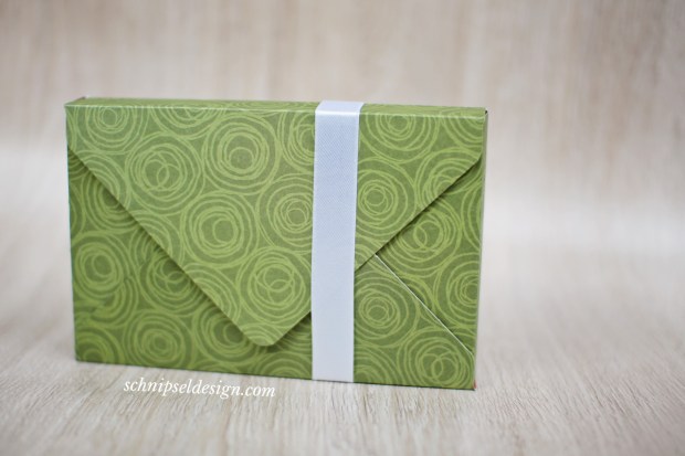 Stampin-Up-Box-Envelope-Punch-Board-Stanz-und Falzbrett-fur-Umschlage-Stanze- gewellter-Anhanger-Glutrot-Ein-Gruß-fur-alle-Falle-Hip-Hip-Hurra-Kartenset-schnipseldesign-osterreich-02