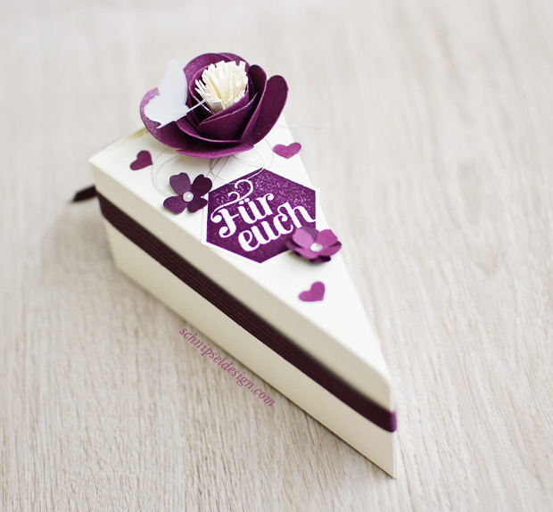 stampin-up-hochzeit-geldgeschenk-tortenstuck-heiteres-hurra-brombeermousse-kleine-blute-itty-bitty-akzente-fransenschere-cameo-schnipseldesign-osterreich-1