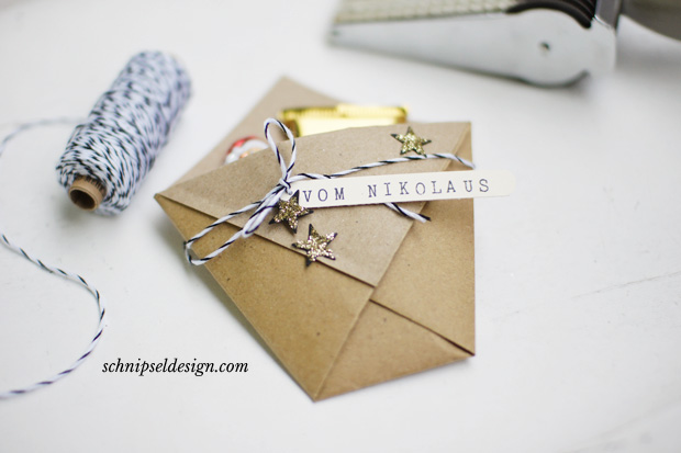 stampin-up-anleitung-falt-tute-nikolaus-glitter-alphabet-drehstempel-stern-schnipseldesign-1