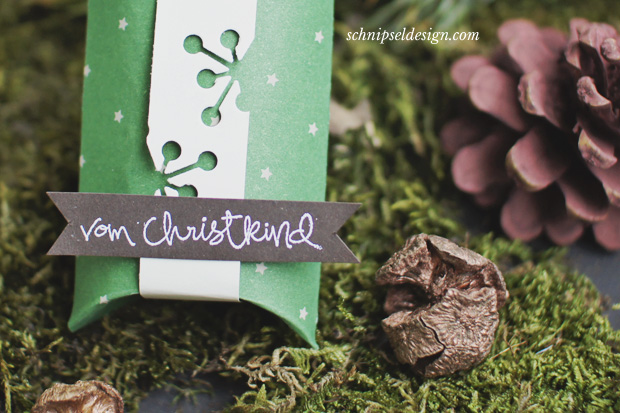 stampin-up-unterm-christbaum-pillow-box-vanille-pur-gesammelte-grusse-weihnachten-espresso-embossing-schnipseldesign-osterreich-3