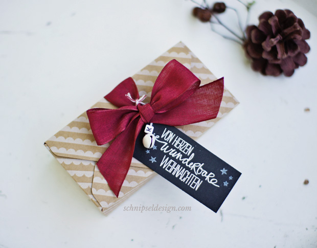 stampin-up-stanz-falzbrett-umschlage-unterm-christbaum-willkommen-weihnacht-geschenk-verpackung-schnipseldesign-osterreich-1
