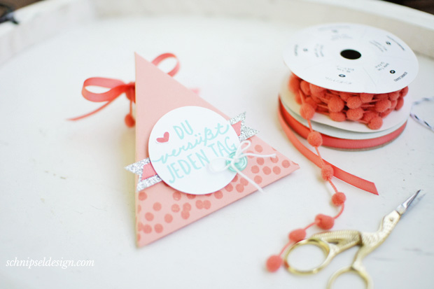 stamin-up-dreieckverpackung-altrose-jade-zubehorset-die schonste-zeit-dotty angles-Tag-der-Tage-Glitzer-schnipseldesign-1