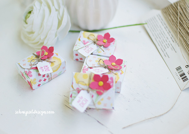 stampin-up-sags-mit-fahnchen-envelope-punch-board-aufgebluht-kleine-blute-verpackung-schnipseldesign-osterreich-3