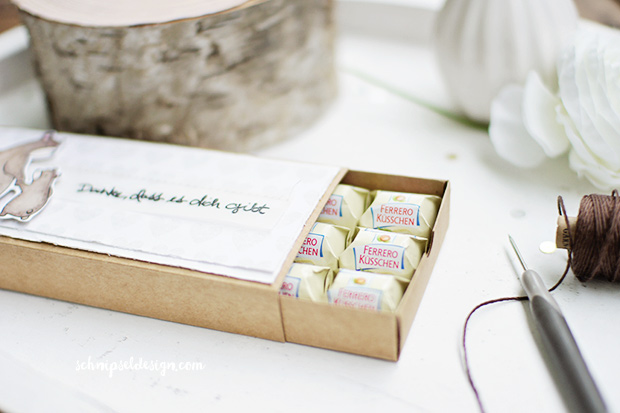 stakmpin-up-streichholzschachtel-baum-der-freundschaft-mama-elephant-bear-hugs-verpackung-schnipseldesign-osterreich-2