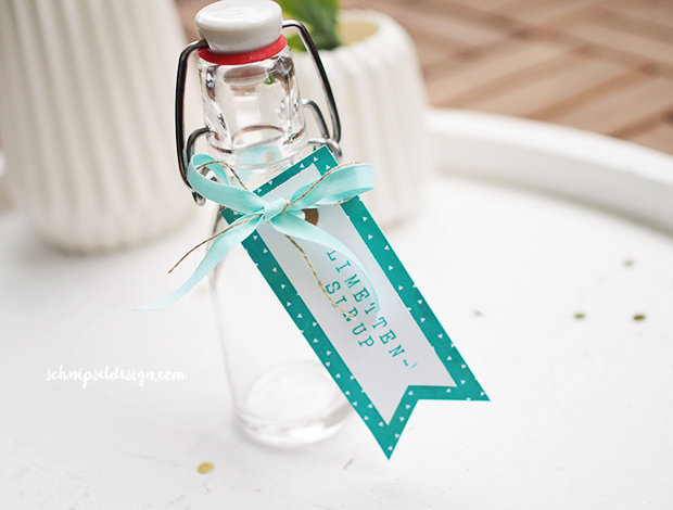 stampin-up-likor-flasche-verpacken-geschenk-fahnchen-stanze-dreifach-einstellbar-alphabetdrehstempel-schnipseldesign-osterreich-5