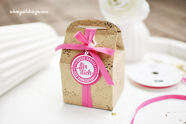 stampin-up-leckereien-box-big-shot-sandfarbener-karton-worte-die-gut-tun-wassermelone-susse-stuckchen-schnipseldesign-osterreich-1