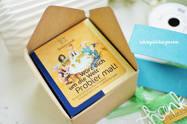 stampin-up-envelope-punch-board-thinlits-gruesse-sonnentor-garden-in-bloom-schnipseldesign-oesterreich-3